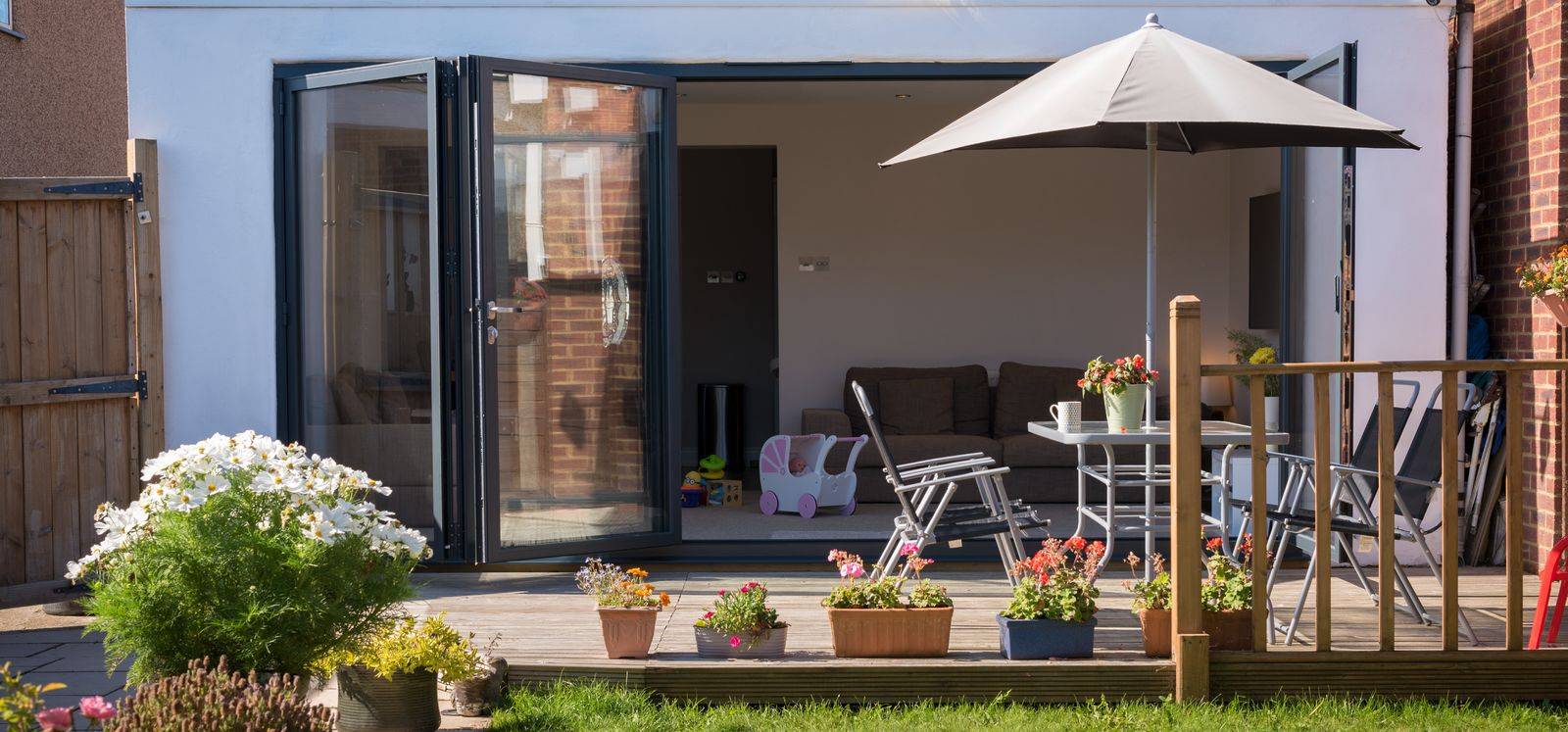 Why Choose Southern Conservatories For Your Aluminium Bifold Doors?